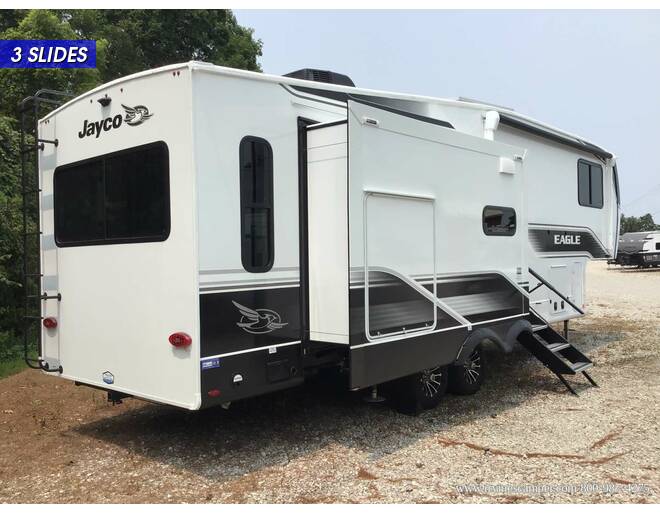 2024 Jayco Eagle 28.5RSTS Fifth Wheel at Irvines Camper Sales STOCK# 1102 Photo 3
