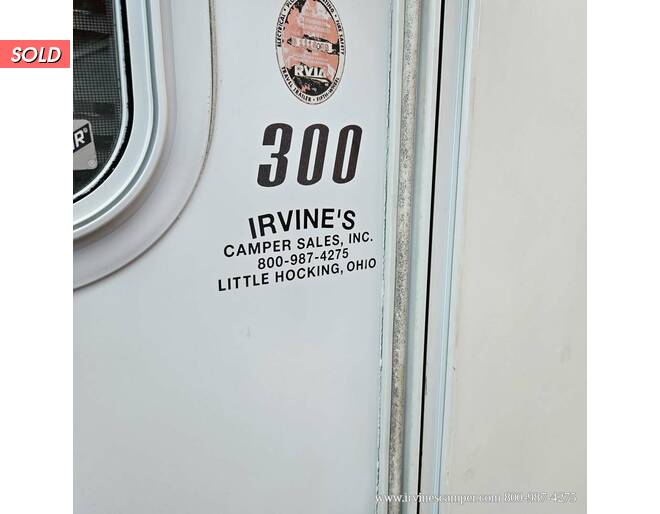 2003 Jayco Eagle 300FSS Travel Trailer at Irvines Camper Sales STOCK# 1166 Photo 4
