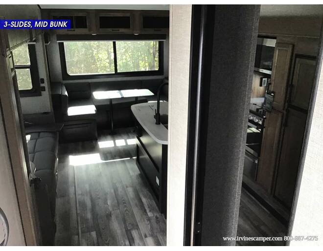 2023 Jayco Eagle HT 31MB Fifth Wheel at Irvines Camper Sales STOCK# 1015 Photo 13