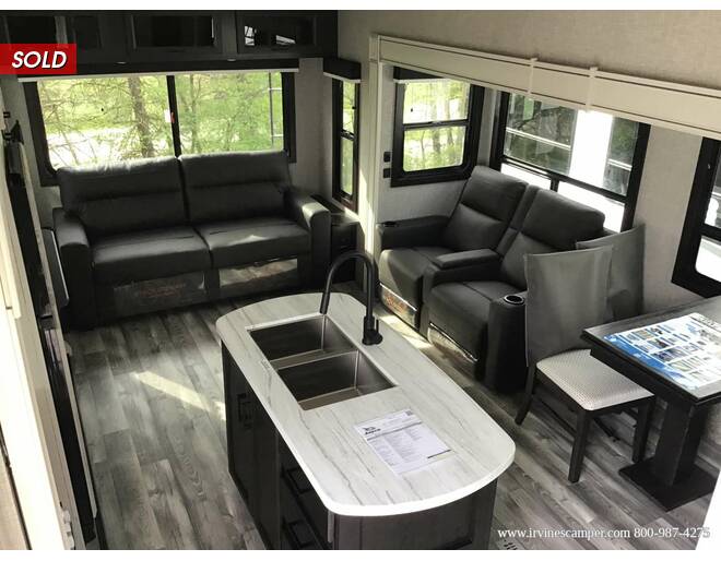 2023 Jayco Eagle HT 28.5RSTS Fifth Wheel at Irvines Camper Sales STOCK# 1063 Photo 4