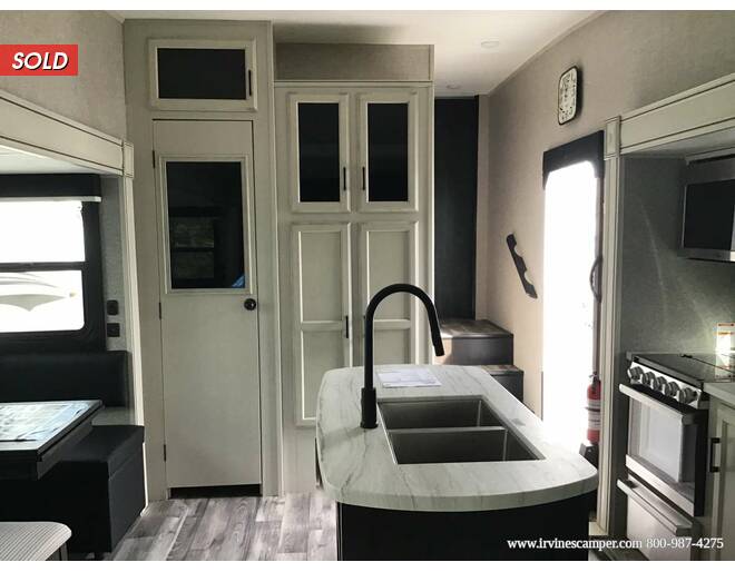 2023 Jayco Eagle HT 28.5RSTS Fifth Wheel at Irvines Camper Sales STOCK# 1063 Photo 6