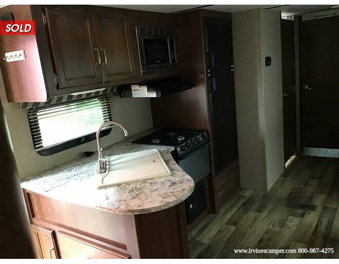 2017 Keystone Outback Ultra-Lite 293UBH Travel Trailer at Irvines Camper Sales STOCK# 1112 Photo 5
